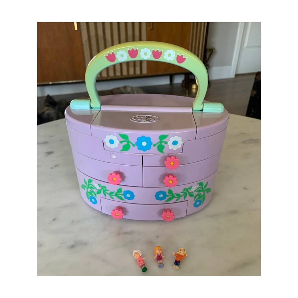 Polly Pocket Pull-Out Playhouse with 3 Figurines